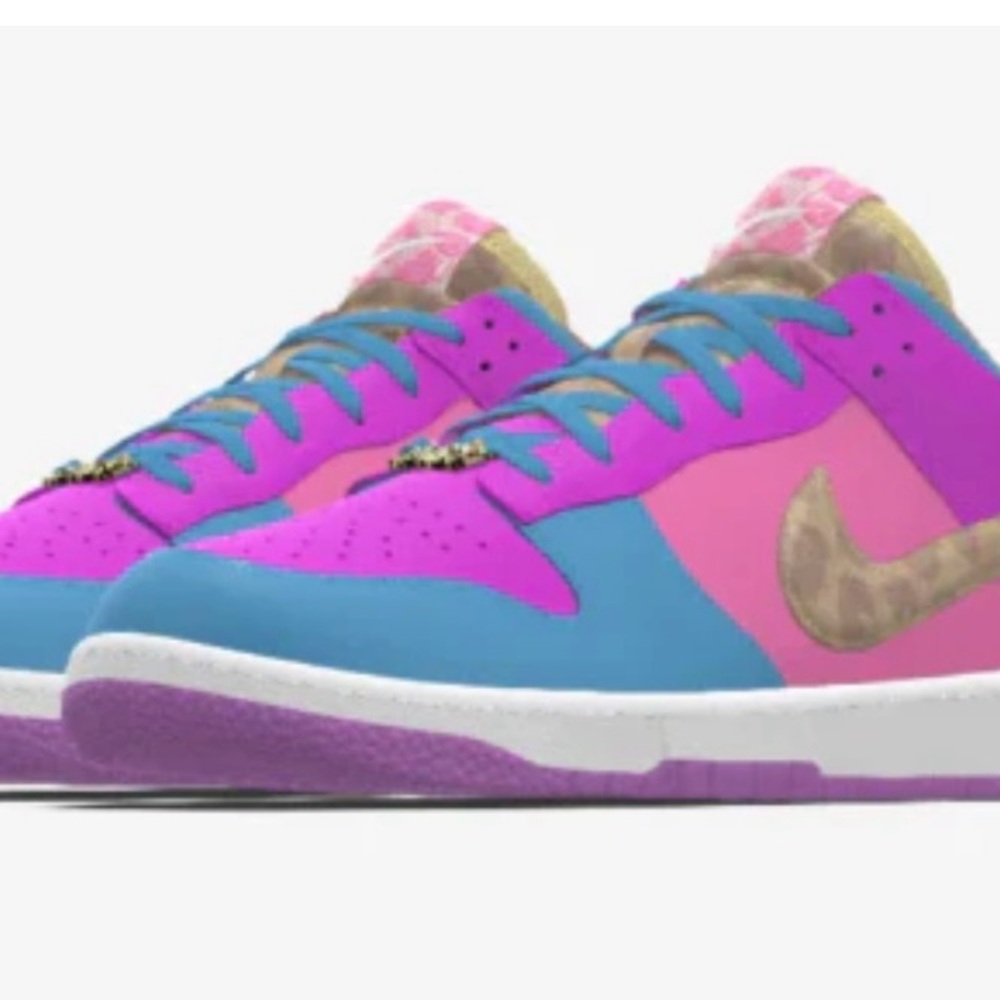 Brand new size 9 custom Nike shoes